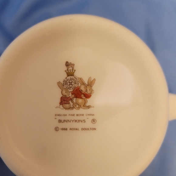 Royal Doulton Bunnykins 2 Handled Cup - Picture 3 of 7